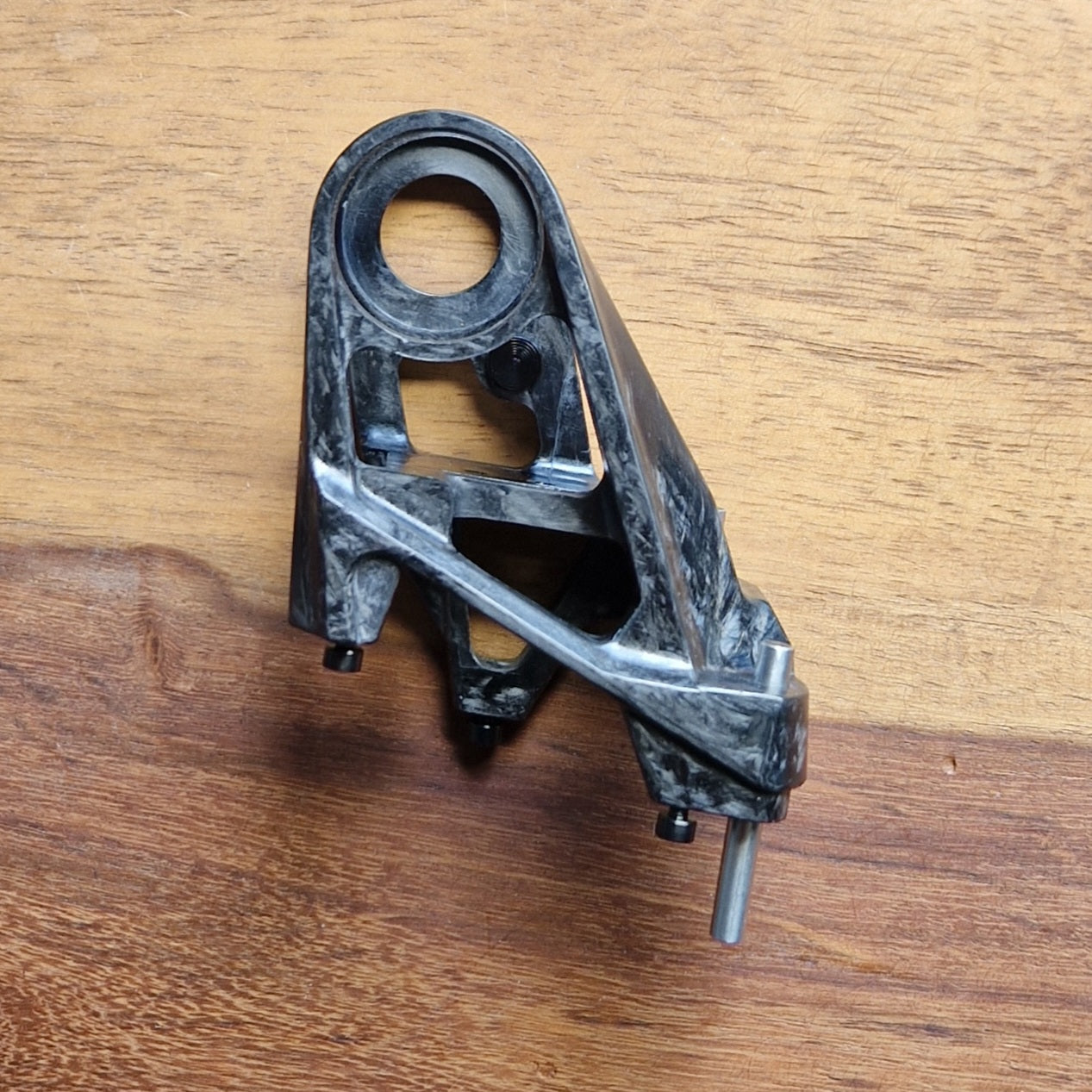 carbon b-knuckle top for SRAM transmission derailleur