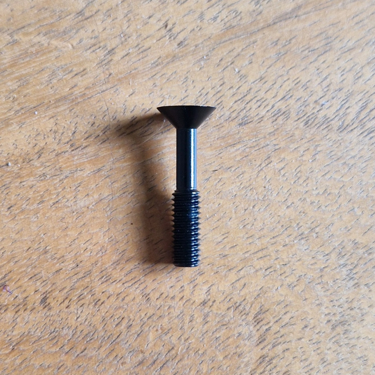 M6 x 30 bolt made of 7075 aluminum