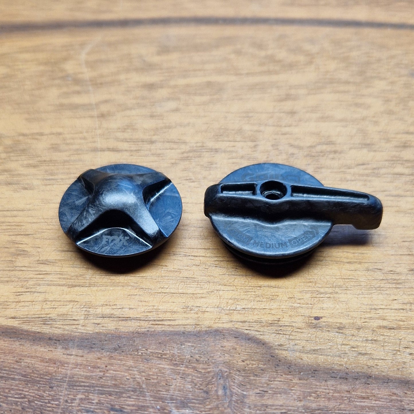 carbon cap kit FOX racing shox GRIP SL 2025