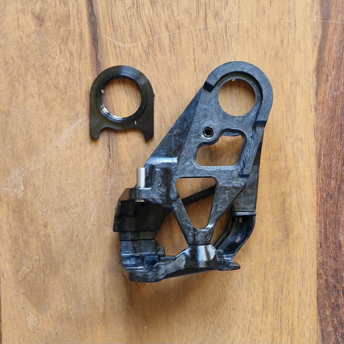 carbon b-knuckle for SRAM transmission derailleur