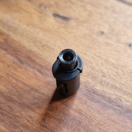 carbon cage lock for transmission derailleurs